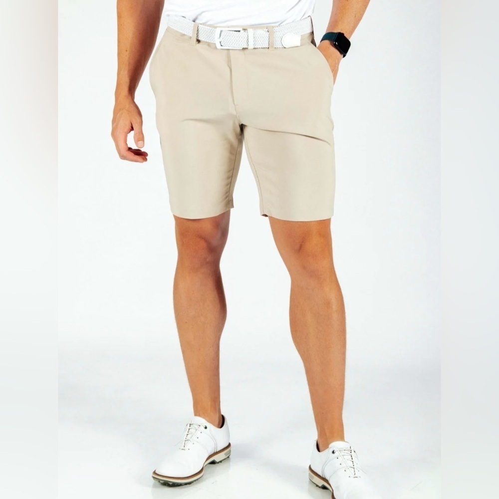FootJoy Beige Golf Shorts W38 in excellent like-new condition